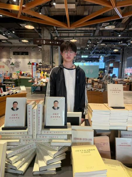 砥砺前行，梦想成真&mdash;&mdash;2025届自动化专业曹伟波