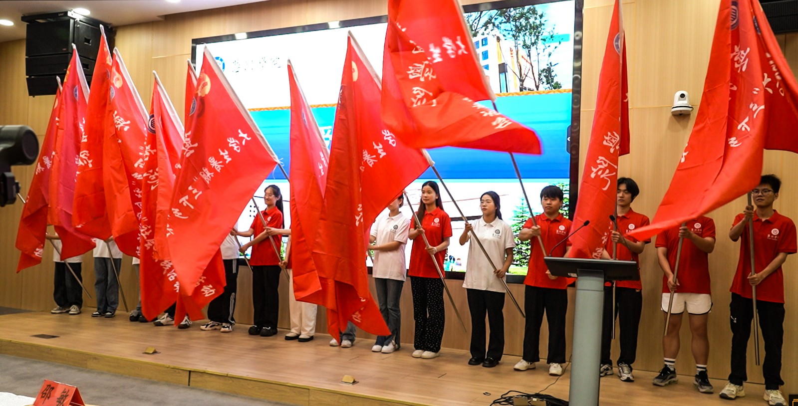 1719973223158953.jpg 1719973223158953.jpg