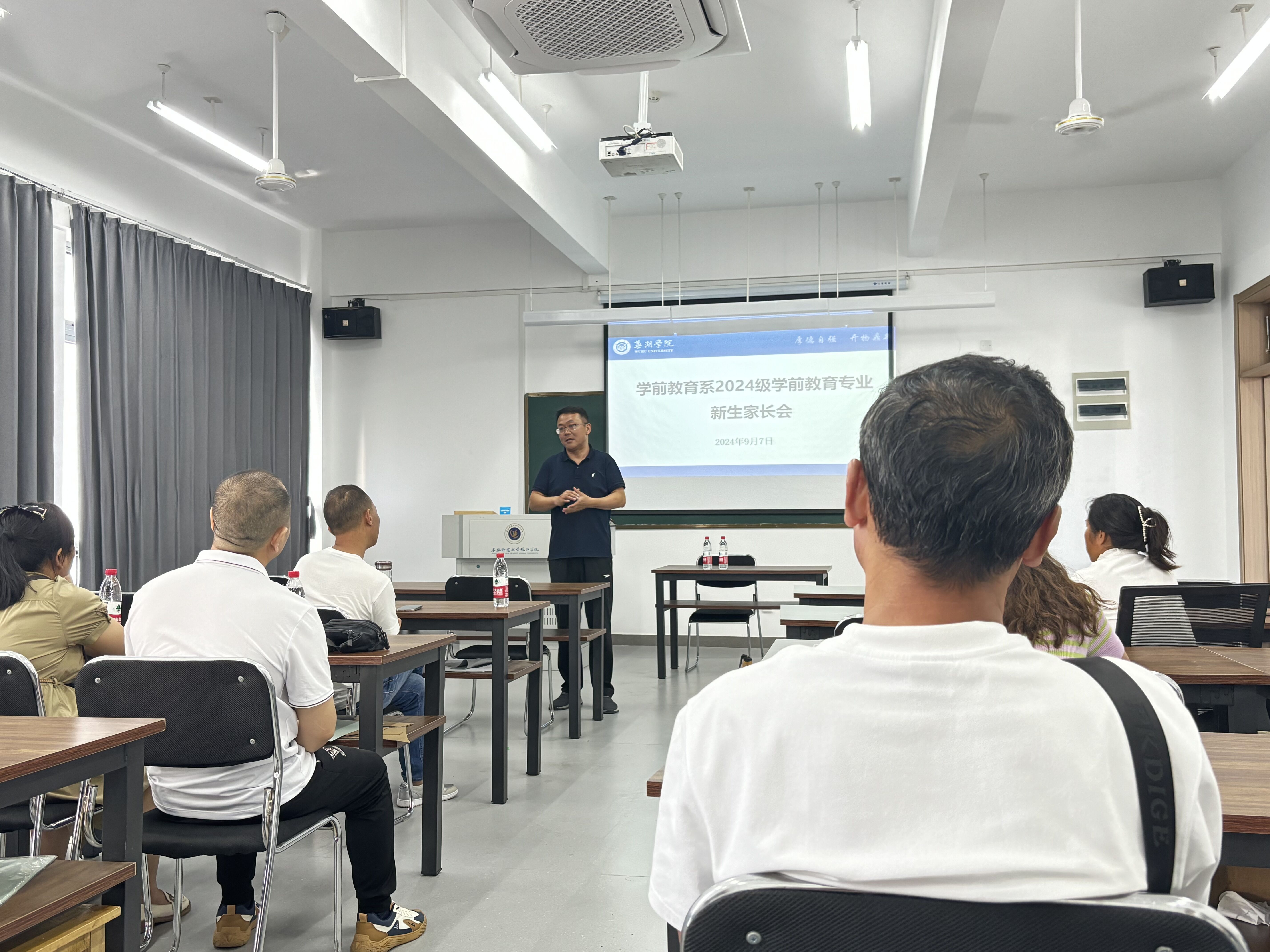 1726105297447424.jpg 1726105297447424.jpg