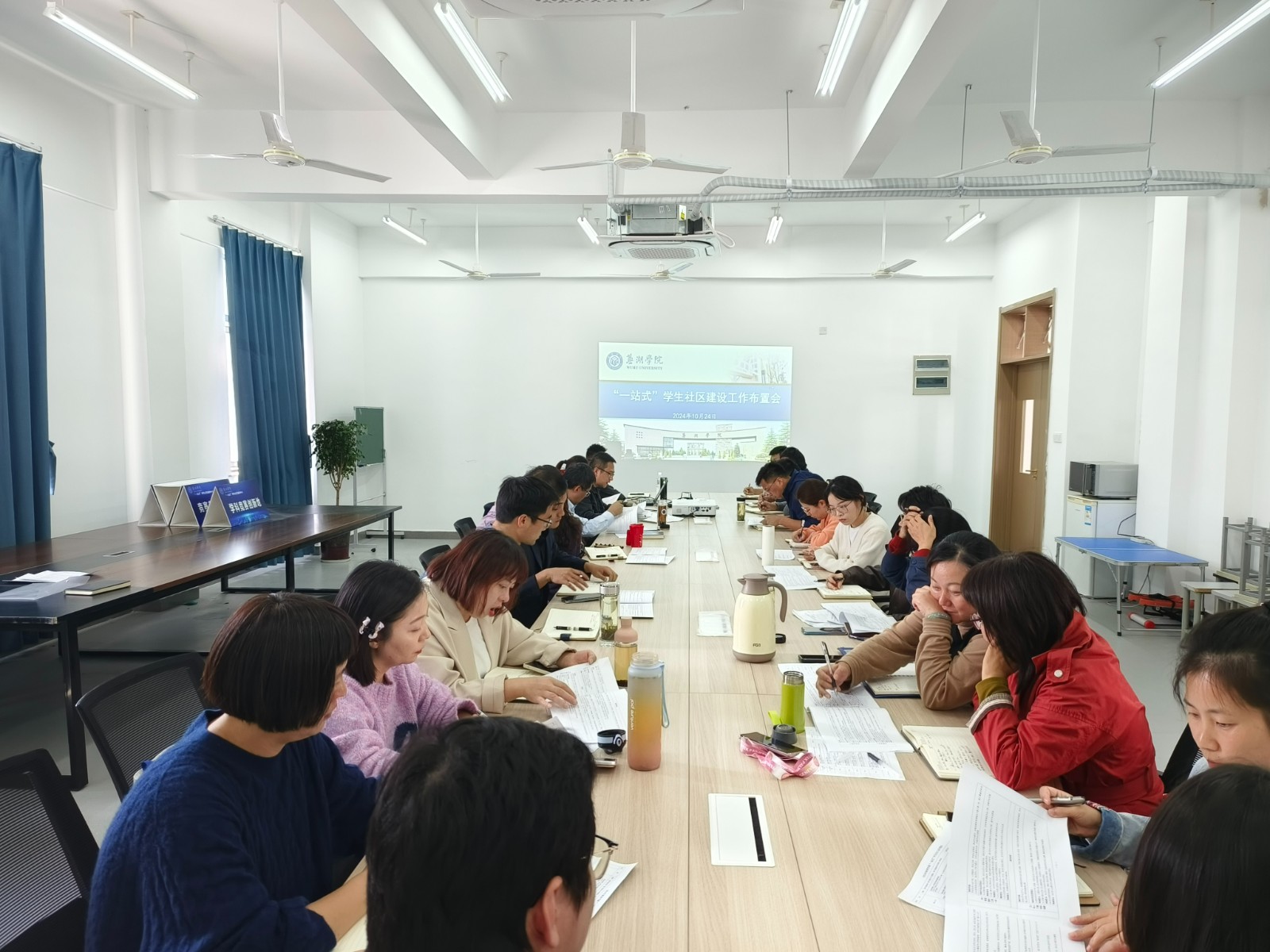 1729843010886123.jpg 1729843010886123.jpg