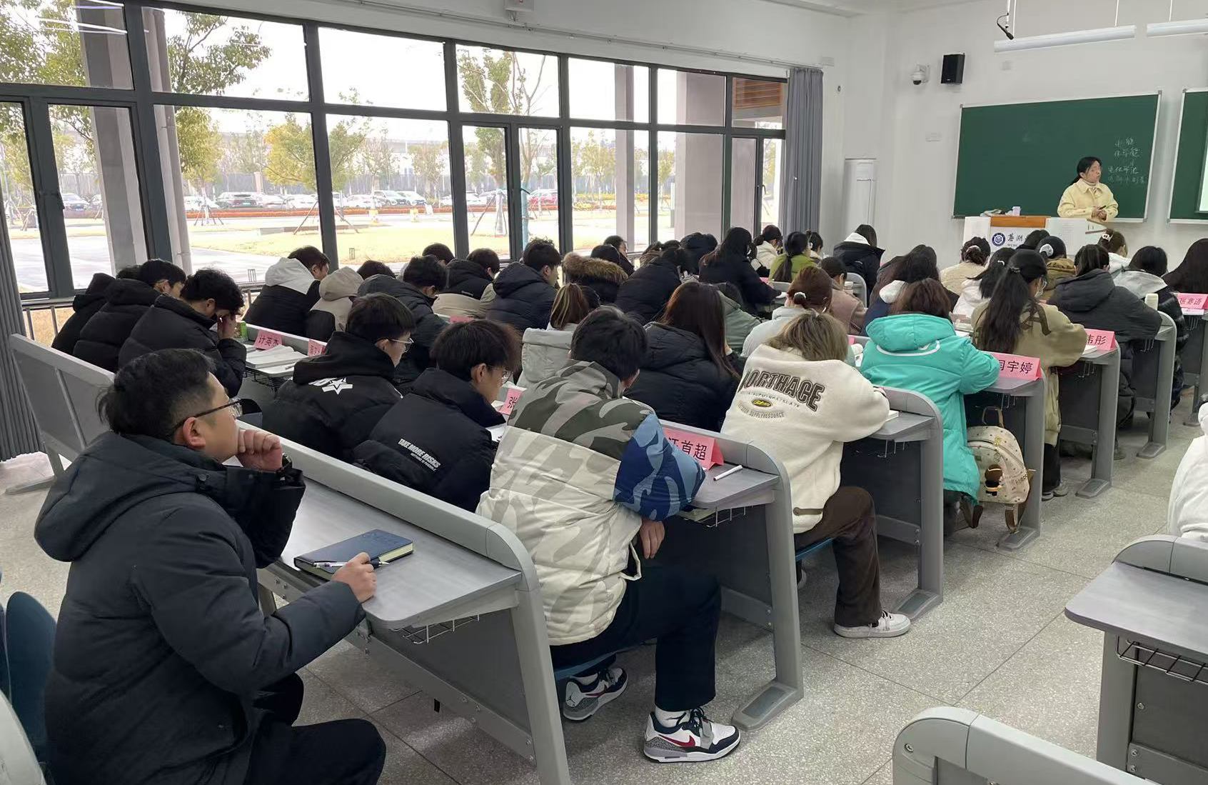 1739843825854584.jpg 1739843825854584.jpg