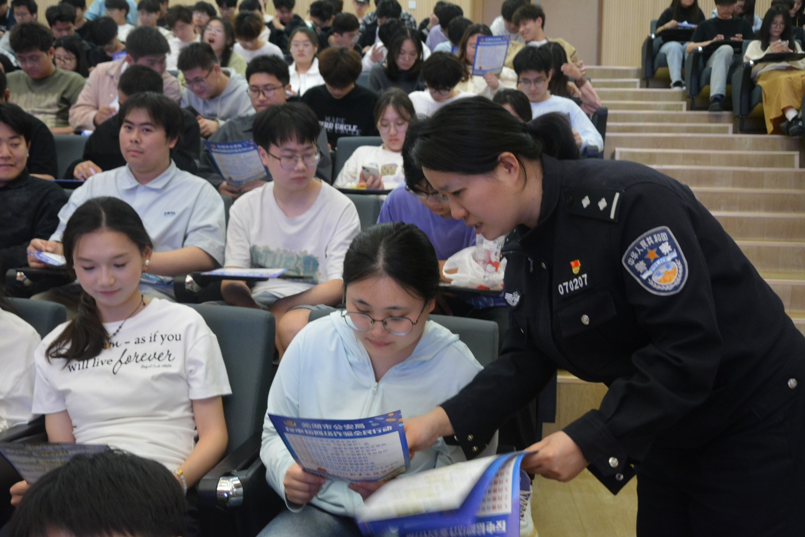 1743410291123591.jpg 1743410291123591.jpg