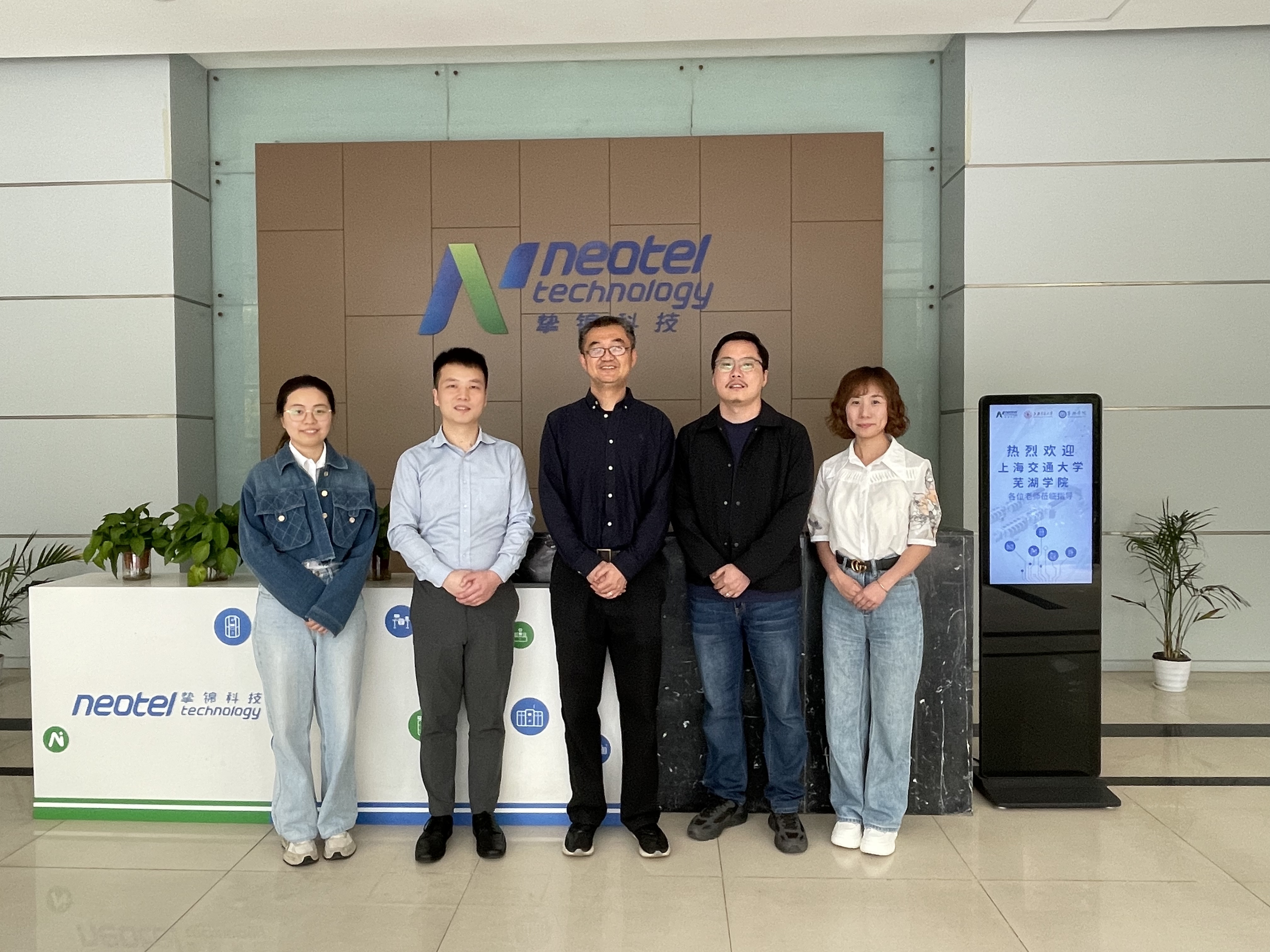 1744613896147470.jpg b3230c737129e9b0258e4aee48d65191.jpg