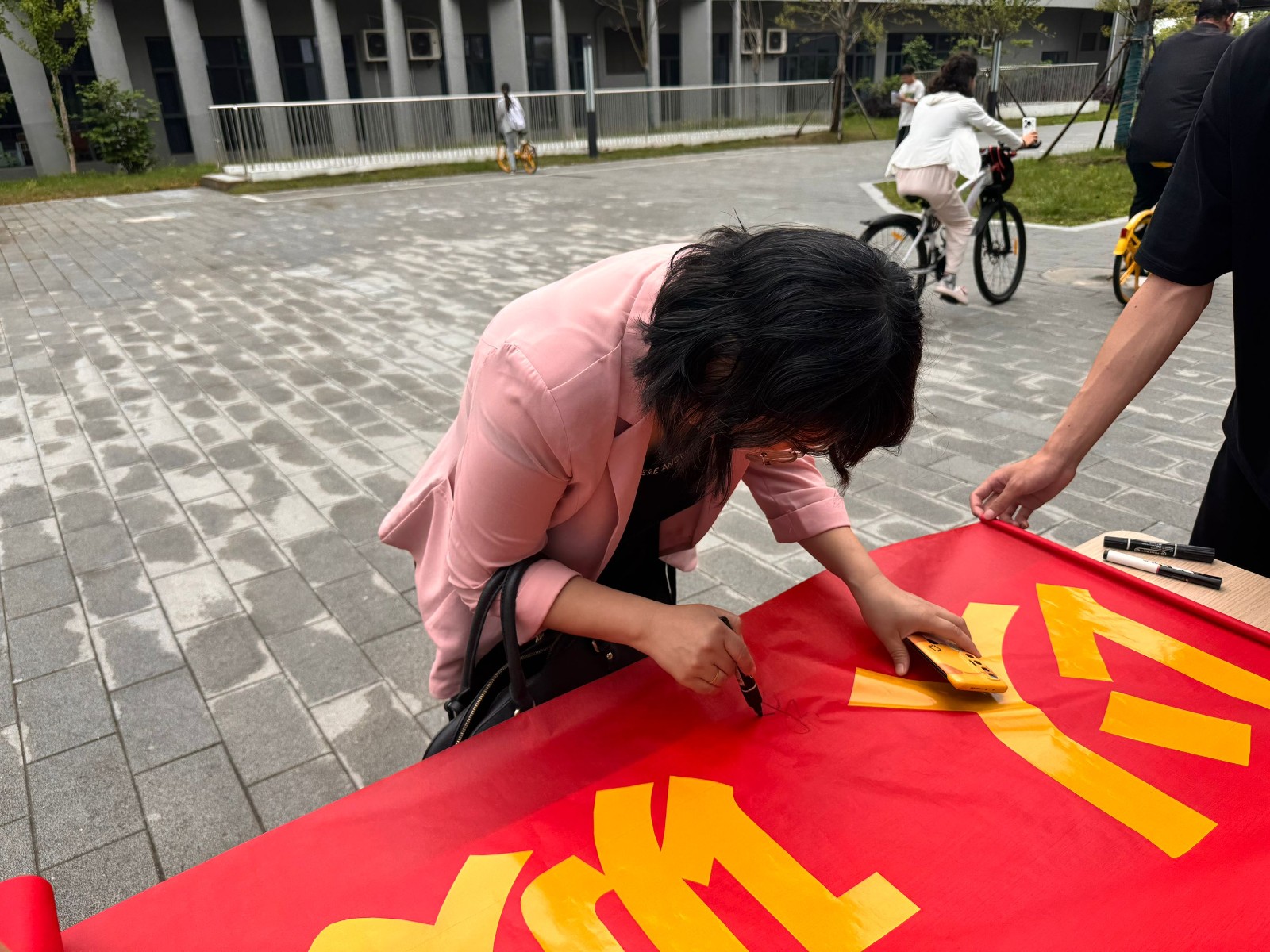 1747614152671513.jpg 1.jpg