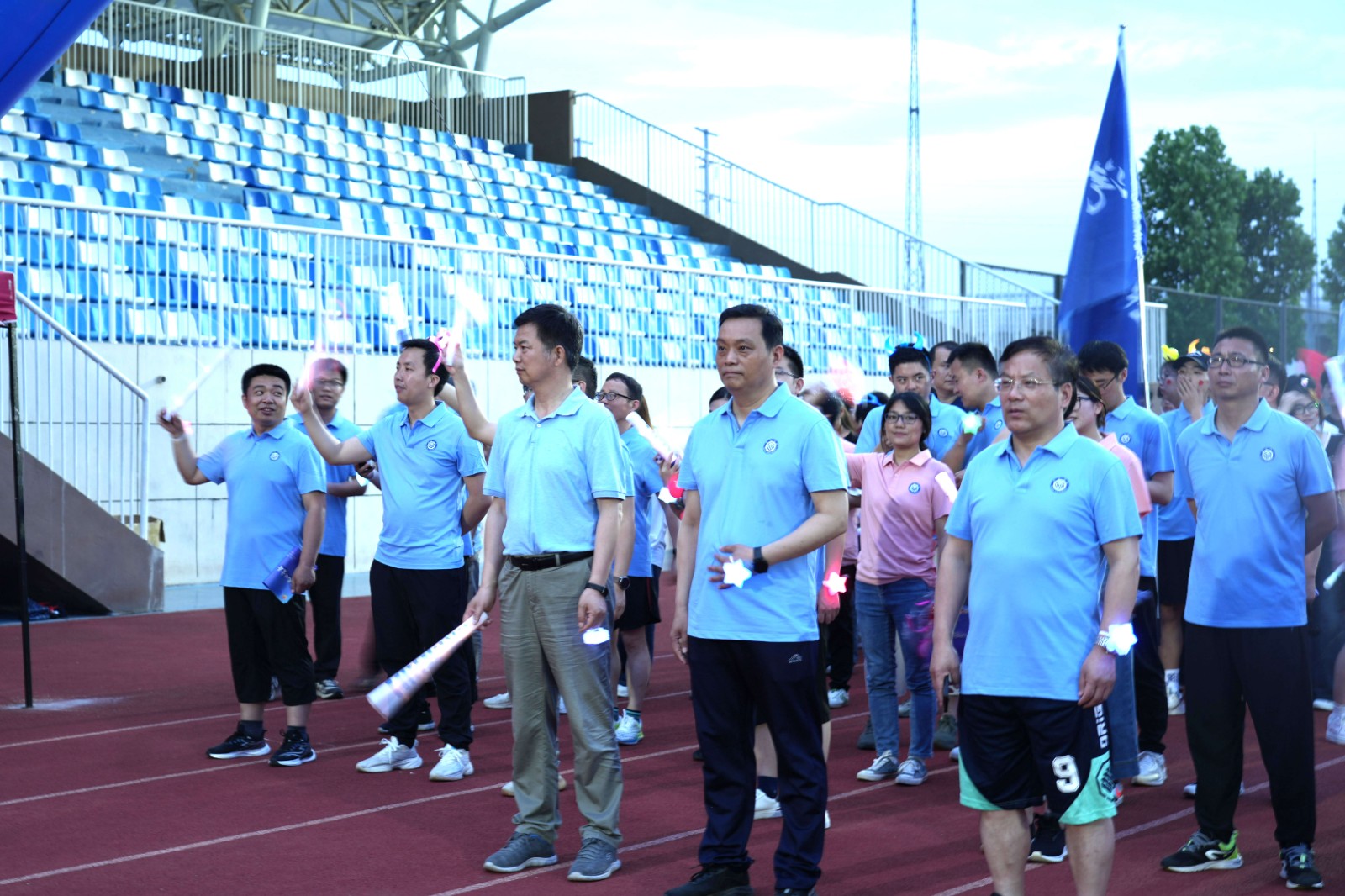 1747895854704183.jpg 1747895854704183.jpg