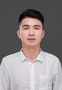 1748875775256422.png 证件照2.png