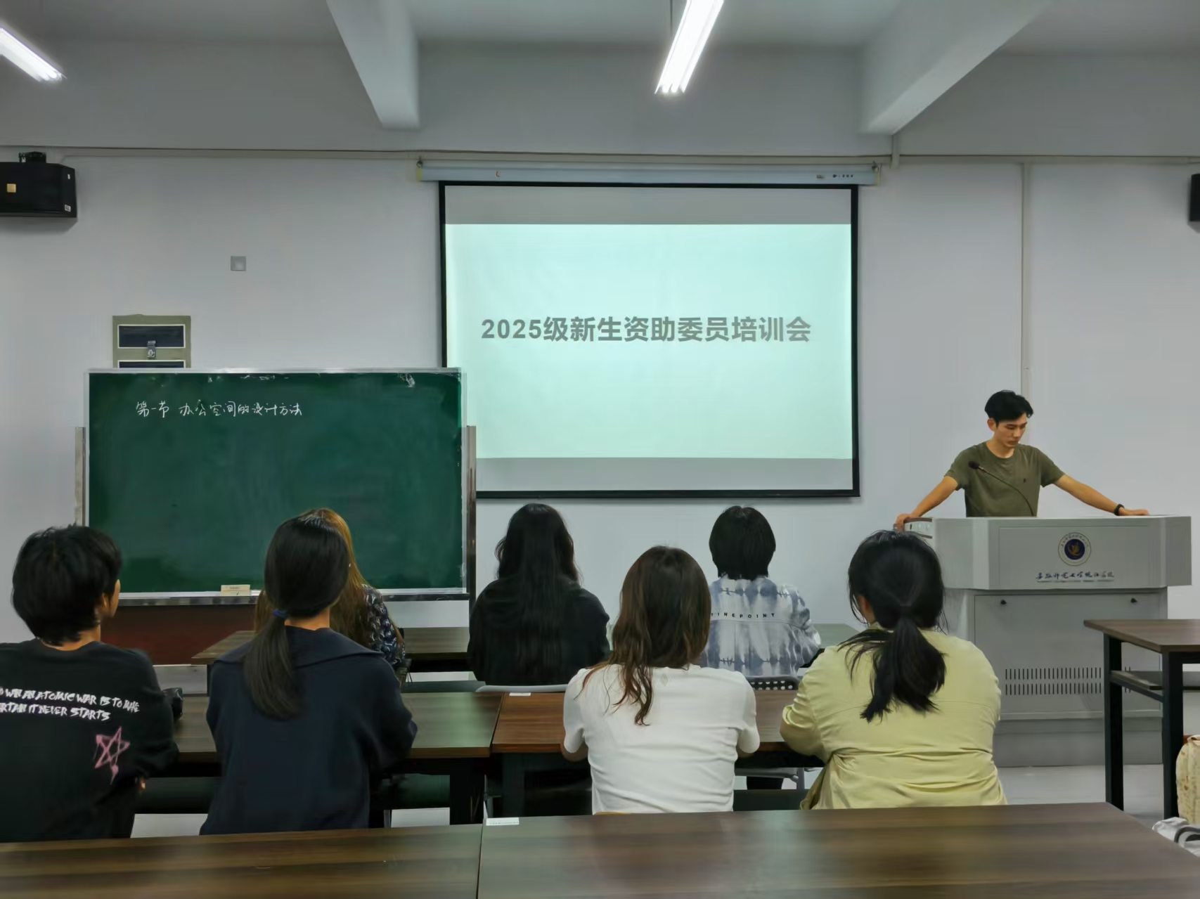 1760584252173610.jpg 4f3fa80211c1a231d3e7cd81d7c7cae4.jpg