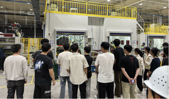 1760953076348305.png image.png