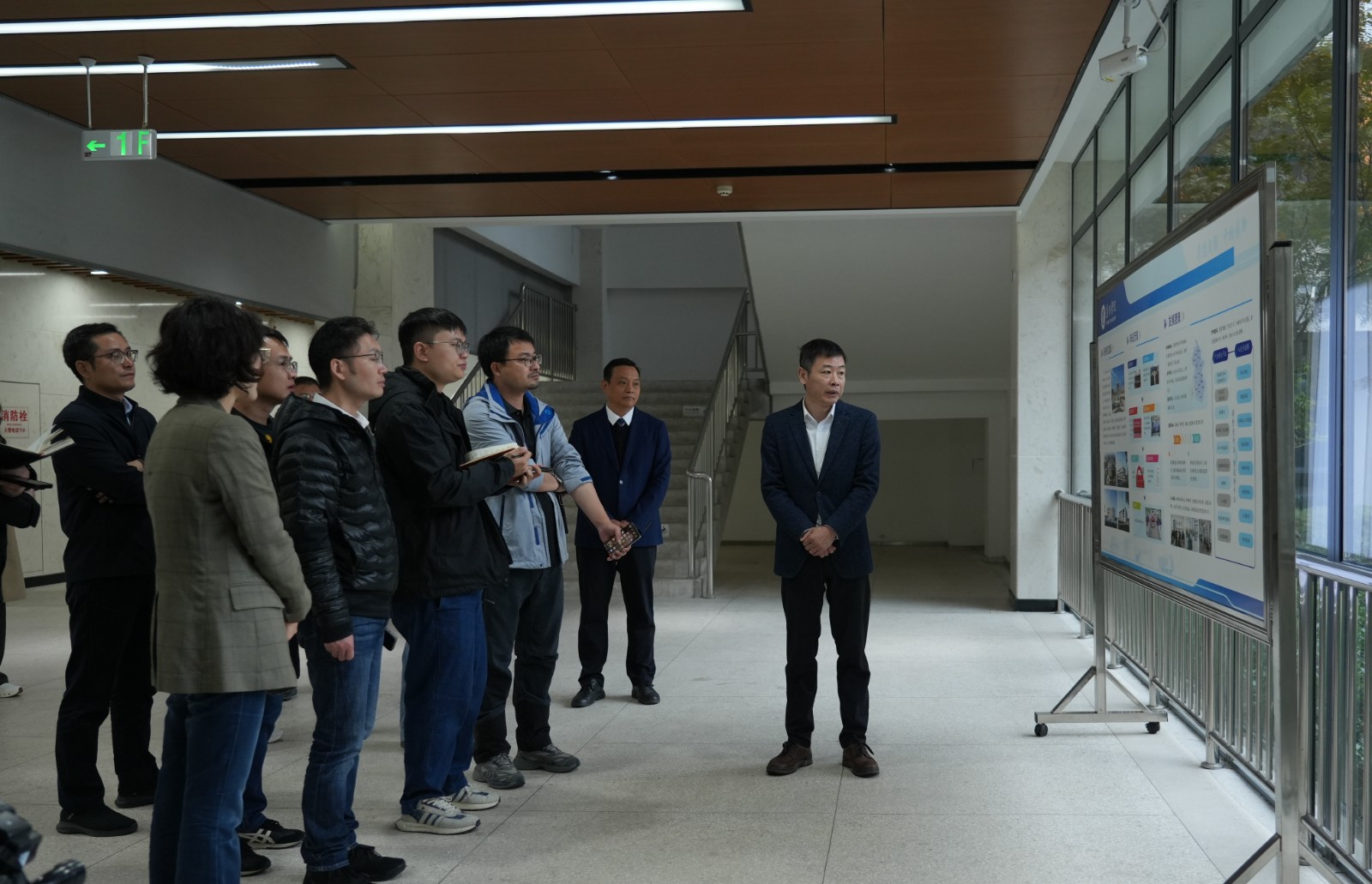 1762410660748086.jpg 1762410660748086.jpg