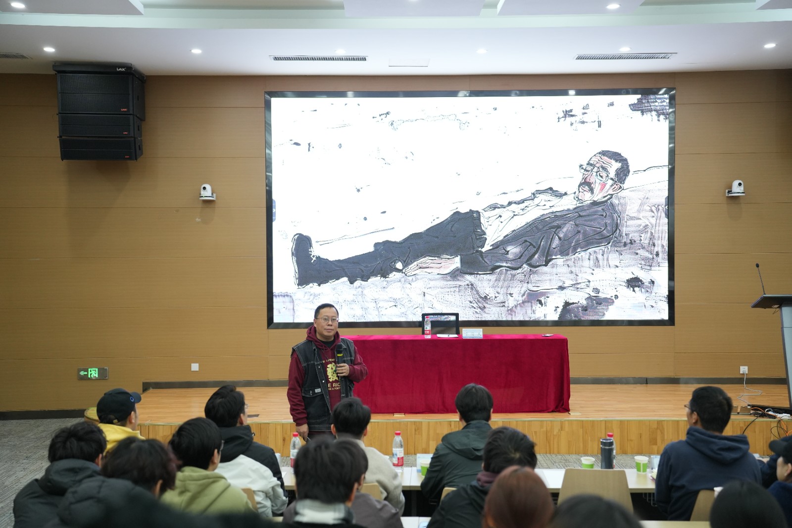 1764052867477806.jpg 1764052867477806.jpg