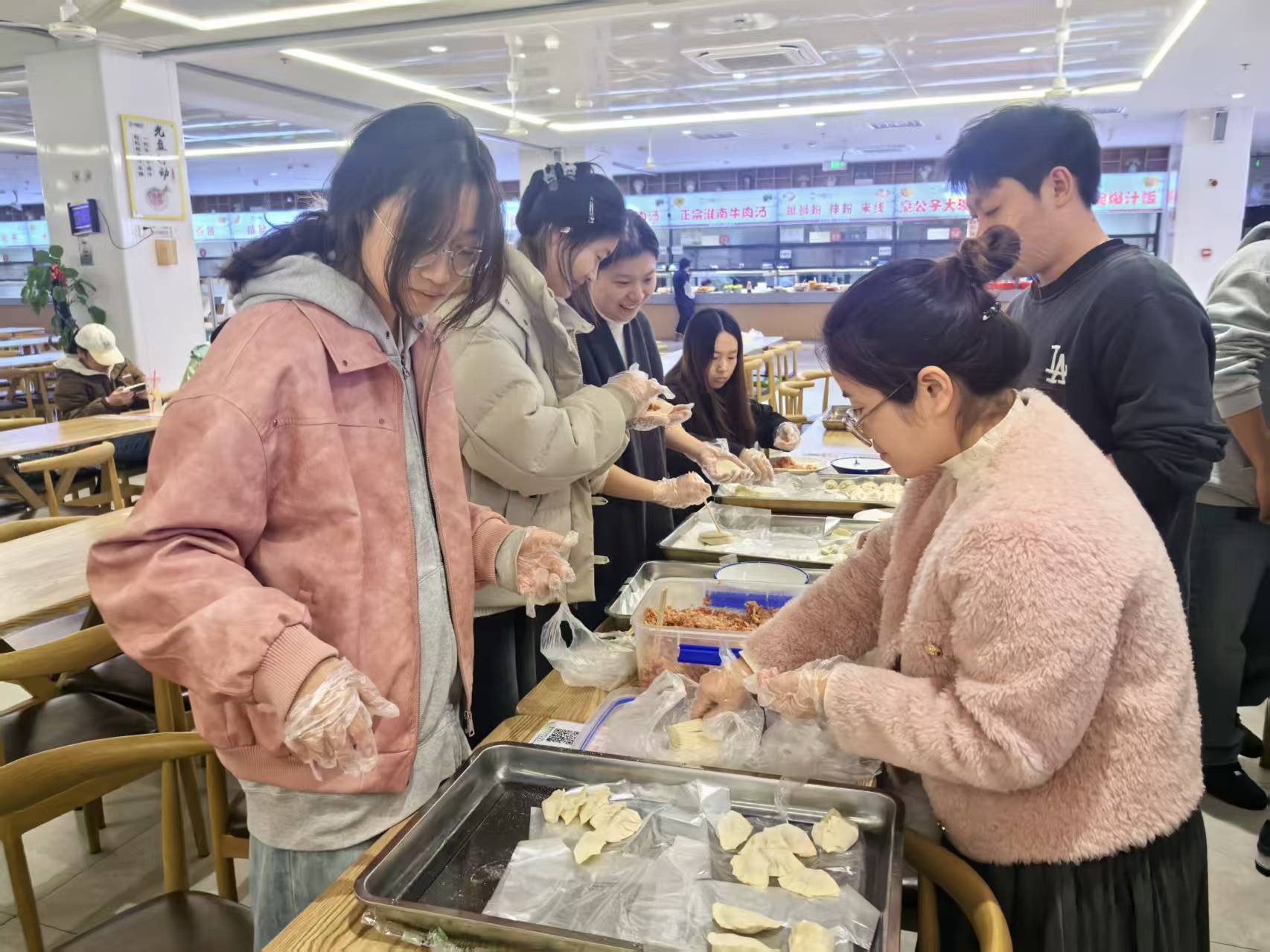 1764934904314234.jpg 1764934904314234.jpg